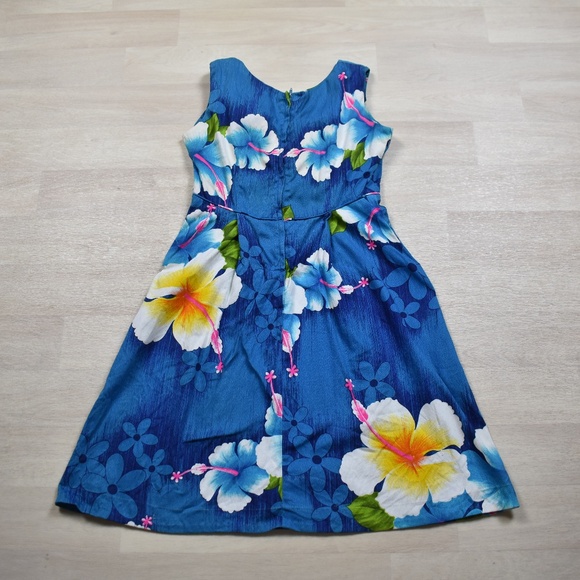 SOLD 60s Royal Hawaiian Mini Dress Tropical Muumuu Mu'umu'u Blue Floral VTG - Picture 3 of 6